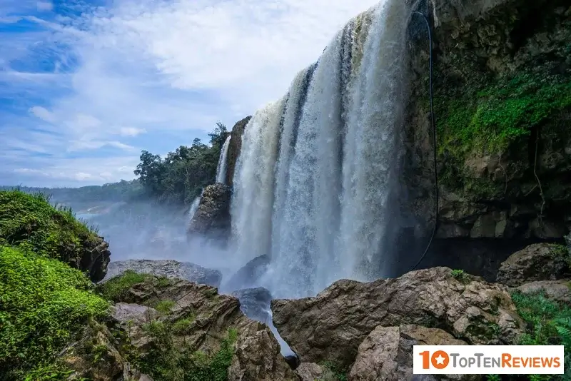 3 most beautiful waterfalls in Vietnam